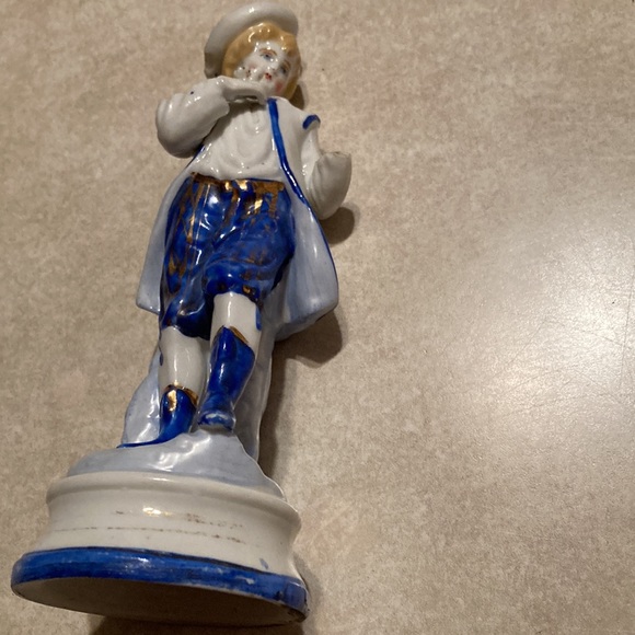 Blue and White brother and sister figurines - Picture 5 of 6